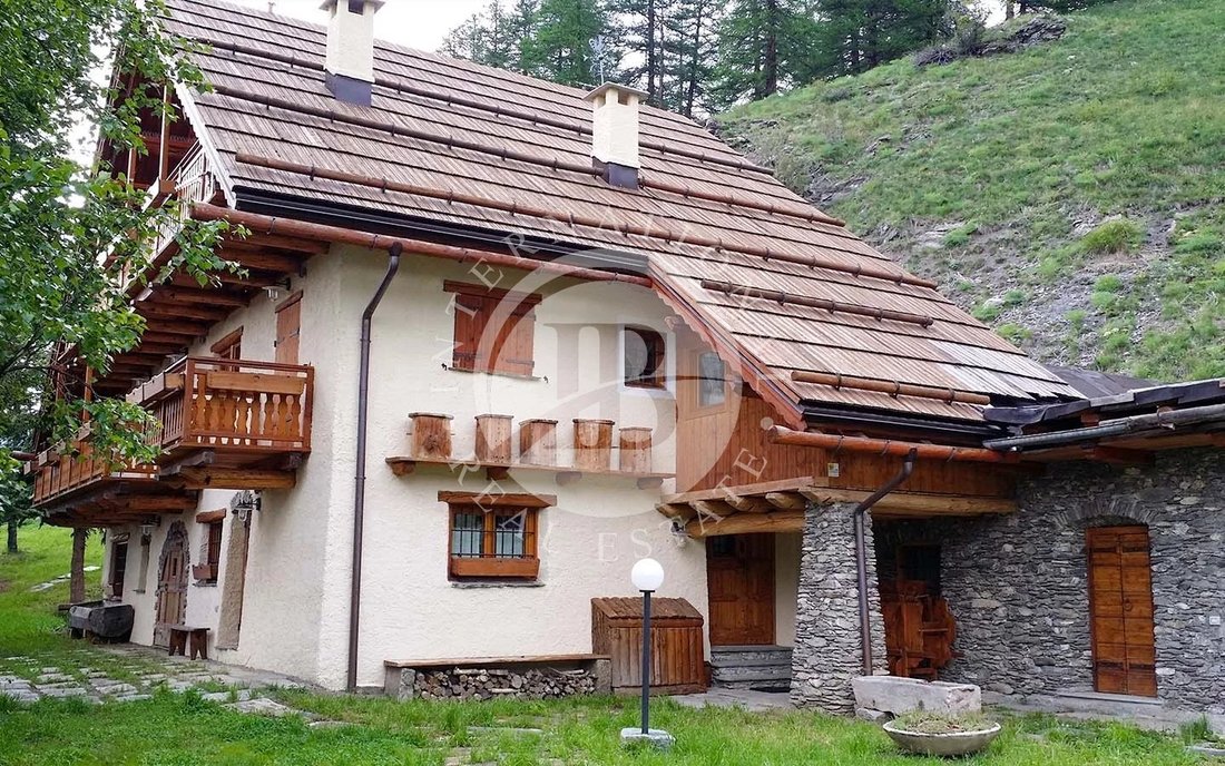 Chalet in Sestriere, Piedmont, Italy 3 - 13790797