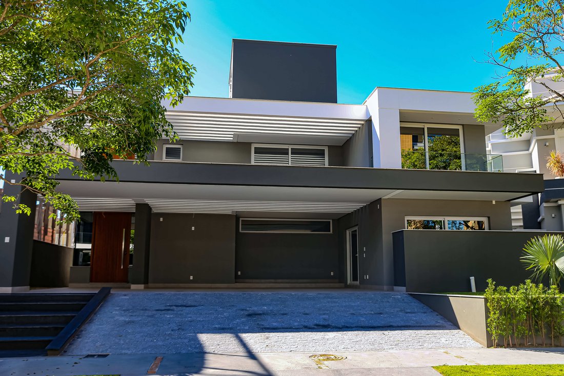 House in Jurerê Internacional, State of Santa Catarina, Brazil 5 - 13793396