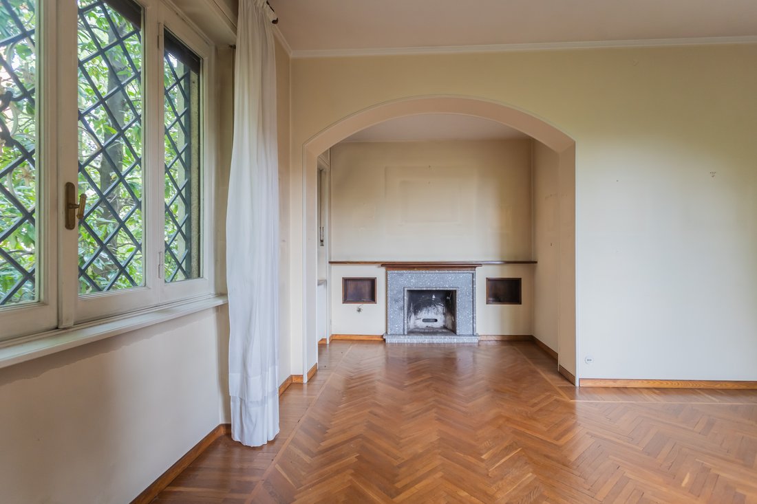 Wonderful Villa In The Heart Of Varese With Private In Varese, Lombardy