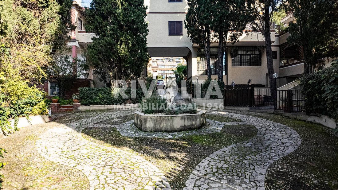 Apartment in Infernetto, Rome, Lazio 5 - 13796404