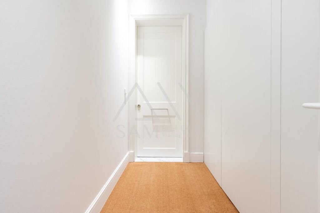 Apartment in Ciutat Vella, Barcelona, Spain 3 - 13647308
