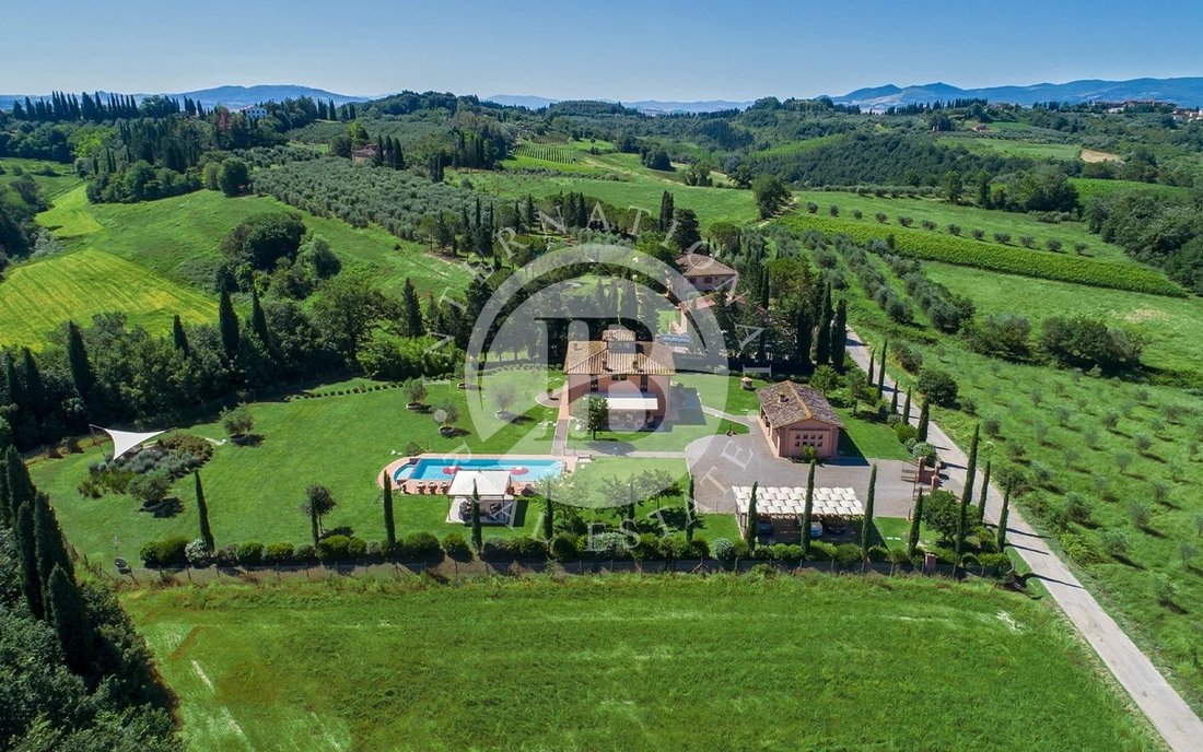 Villa a Peccioli, Toscana, Italia 1 - 13796563