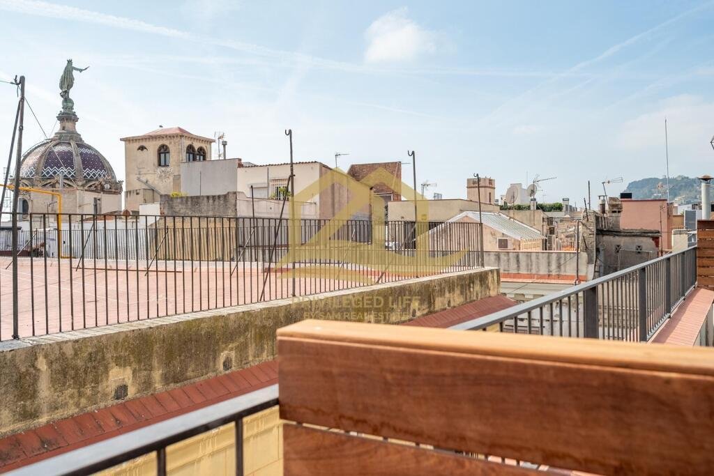 Apartment in Ciutat Vella, Barcelona, Spain 2 - 13647334