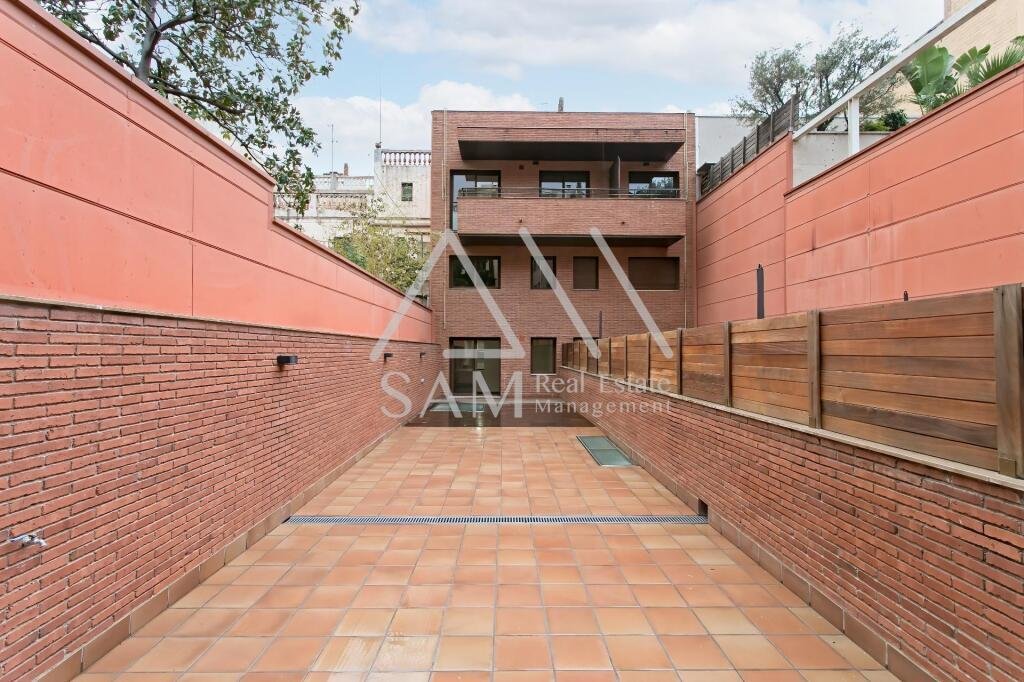 Apartment in Sarrià-Sant Gervasi, Barcelona, Spain 1 - 13561345