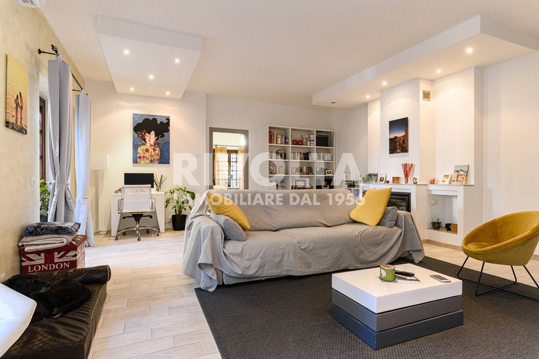 Apartment in Infernetto, Rome, Lazio 1 - 13796404
