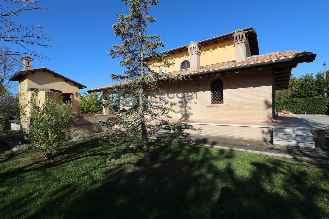 Villa in Tortoreto, Abruzzo, Italy 2 - 13796377