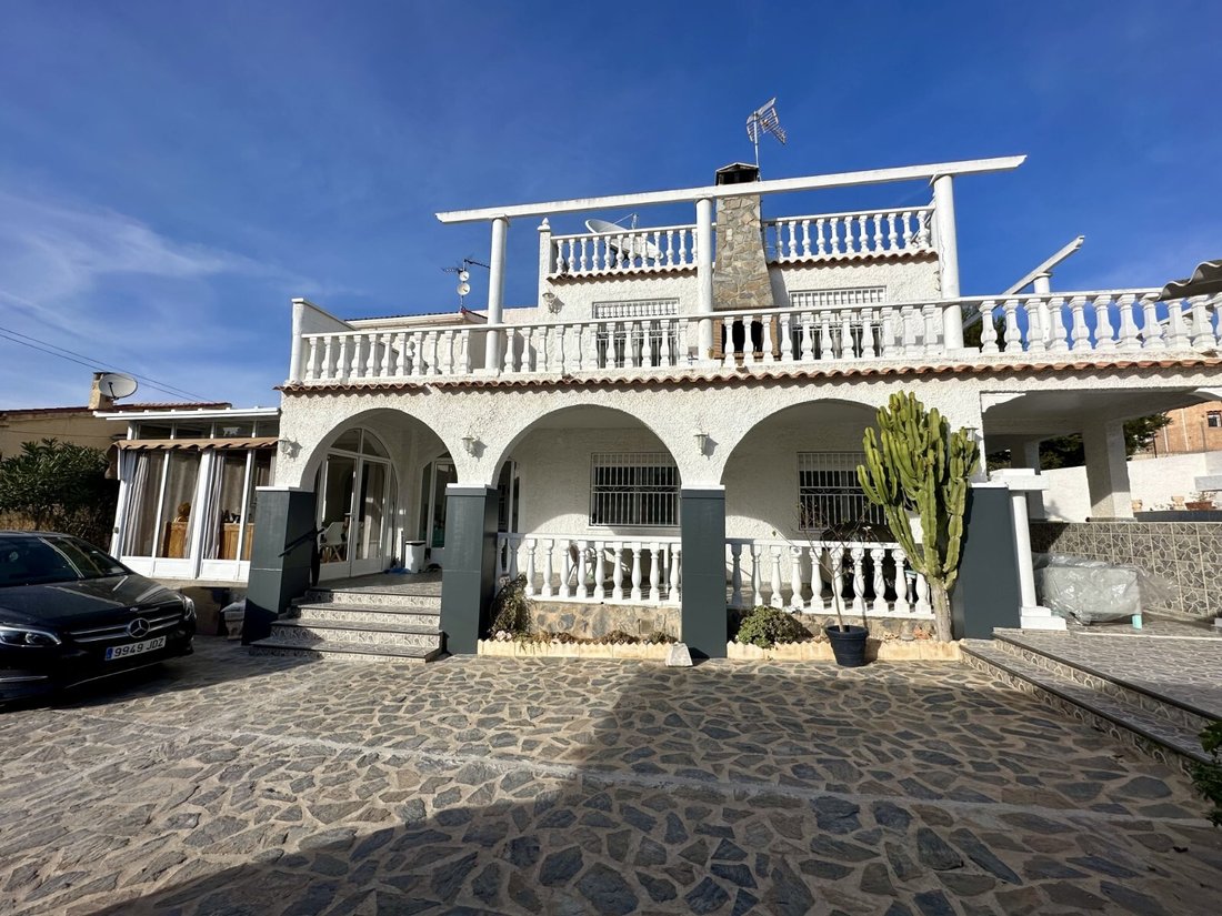 Villa in San Fulgencio, Valencian Community, Spain 2 - 13793990