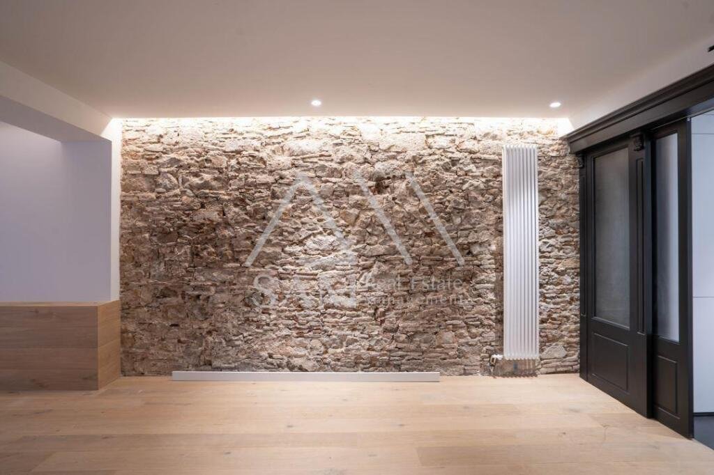 Apartment in Ciutat Vella, Barcelona, Spain 2 - 13647328