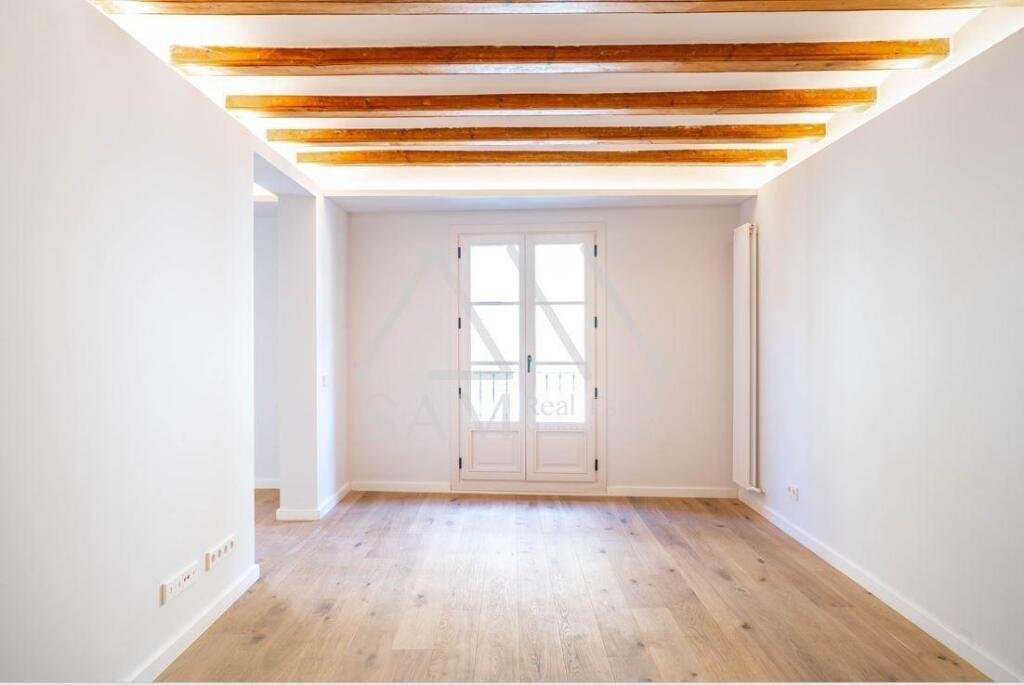 Apartment in Ciutat Vella, Barcelona, Spain 2 - 13647324