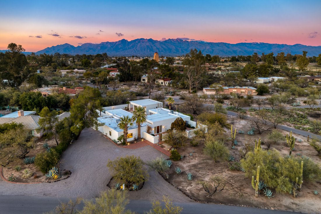Colonia Solana Modern Contemporary Hacienda In Tucson, Arizona, United