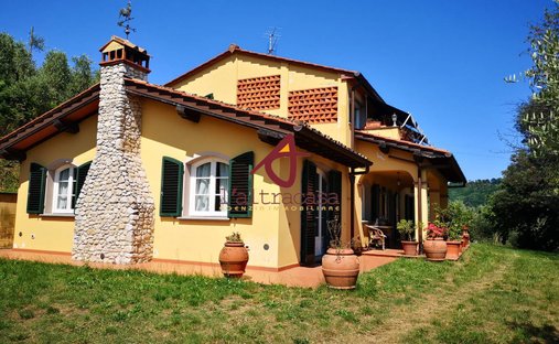 Villa in Massa e Cozzile, Tuscany, Italy 1