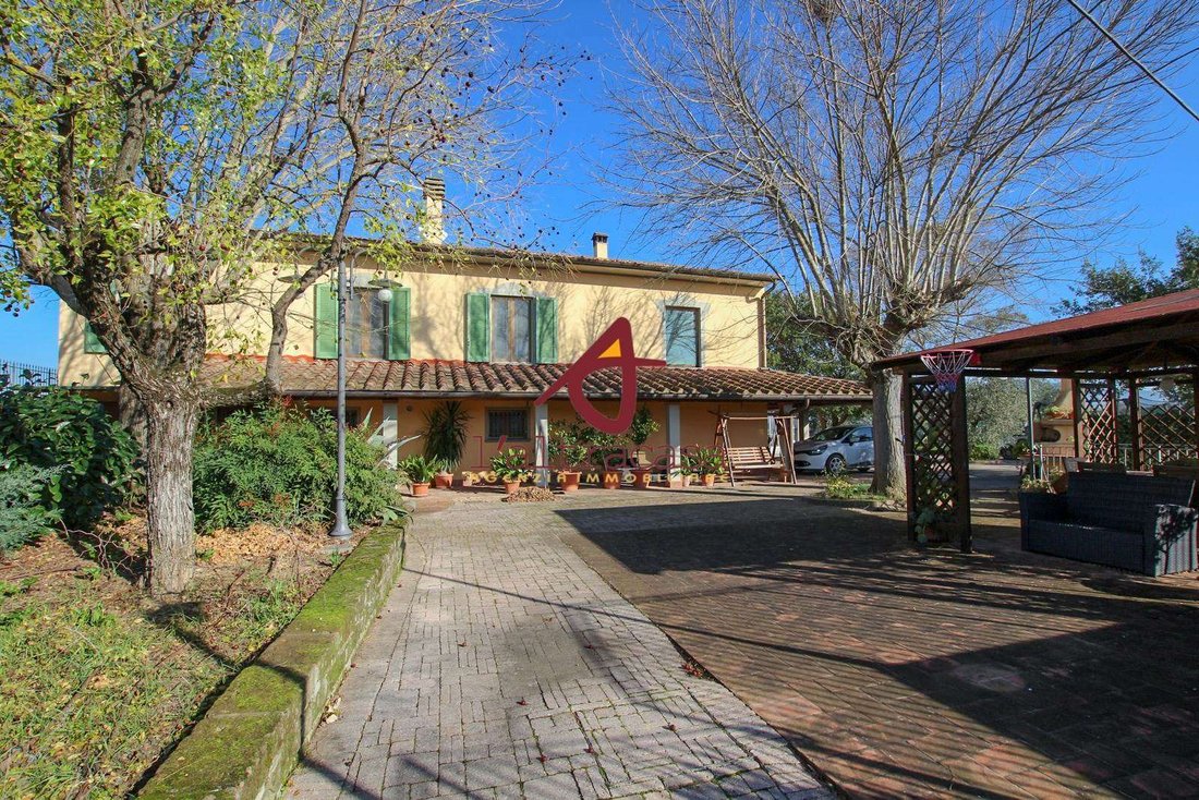 Villa in Centro, Cerreto Guidi, Tuscany 5 - 13801690