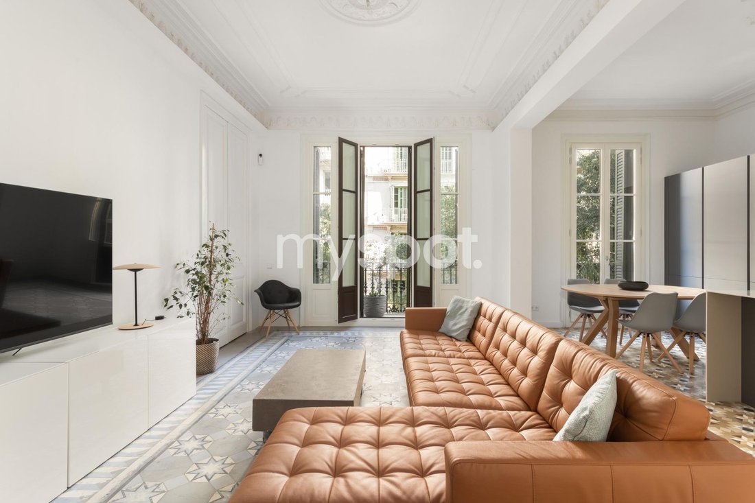 Apartment in Eixample, Barcelona, Spain 1 - 13803071