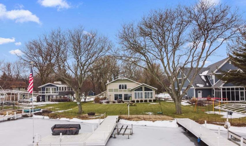 Move In Ready Lake Home In Lauderdale Lakes, Wisconsin, United States
