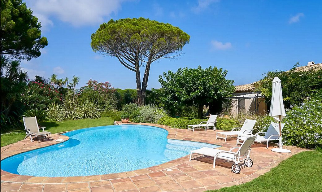 Single Storey House In In Saint Tropez, Provence Alpes Côte D'azur