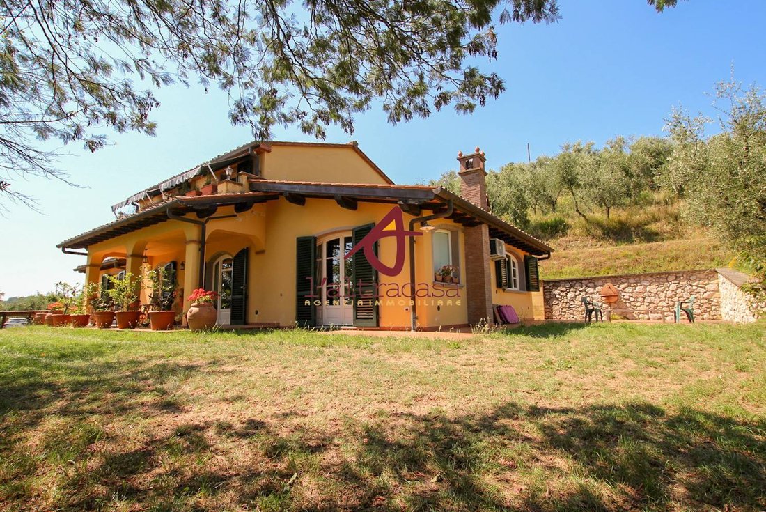 Villa in Massa e Cozzile, Tuscany, Italy 4 - 13801732