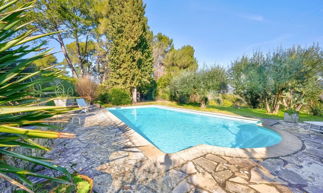 Nica And Provençal Villa In Mougins, France For Sale (13804011)