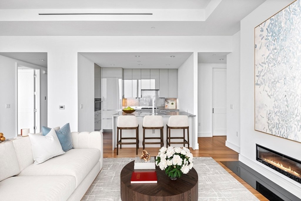 Condo in Boston, Massachusetts, United States 3 - 13806230