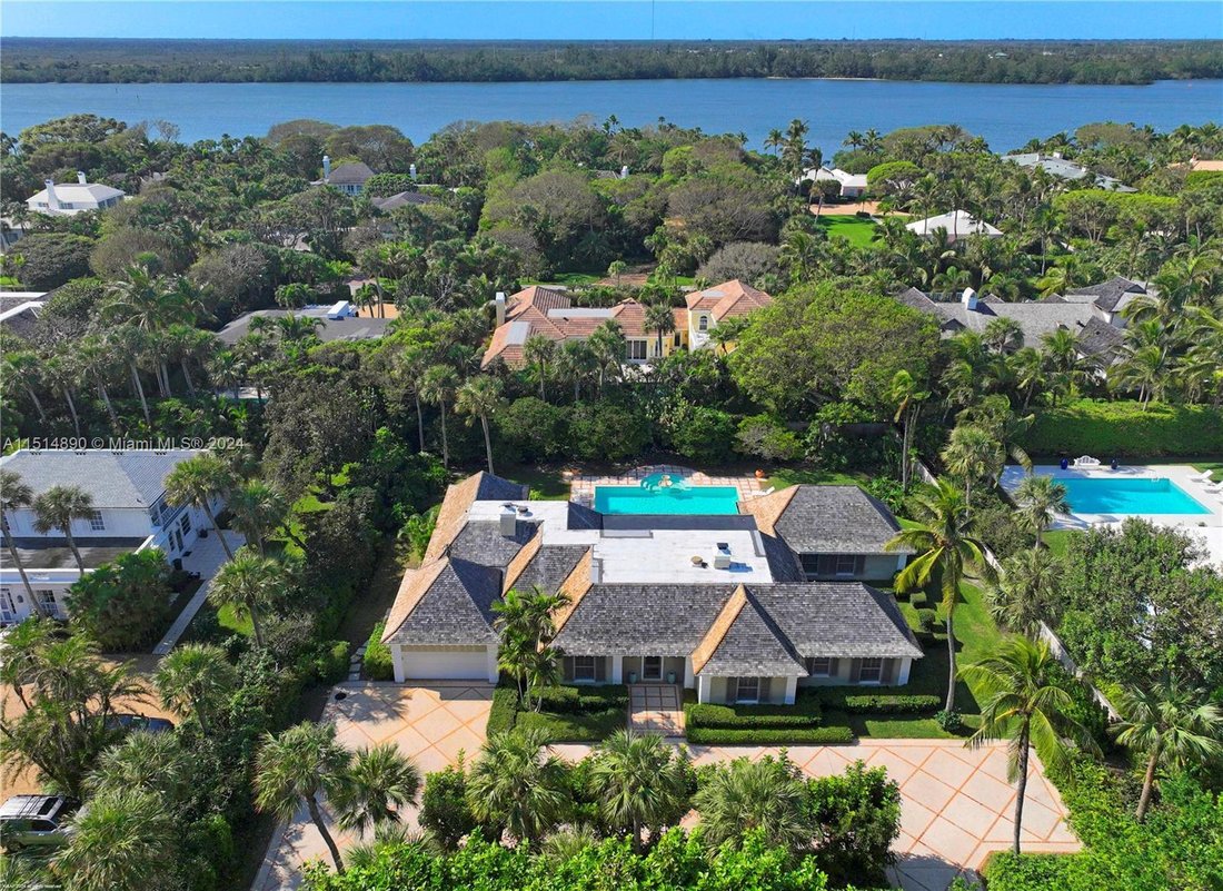 Beautiful Bermudian Style Home On Jupiter In Hobe Sound, Florida ...