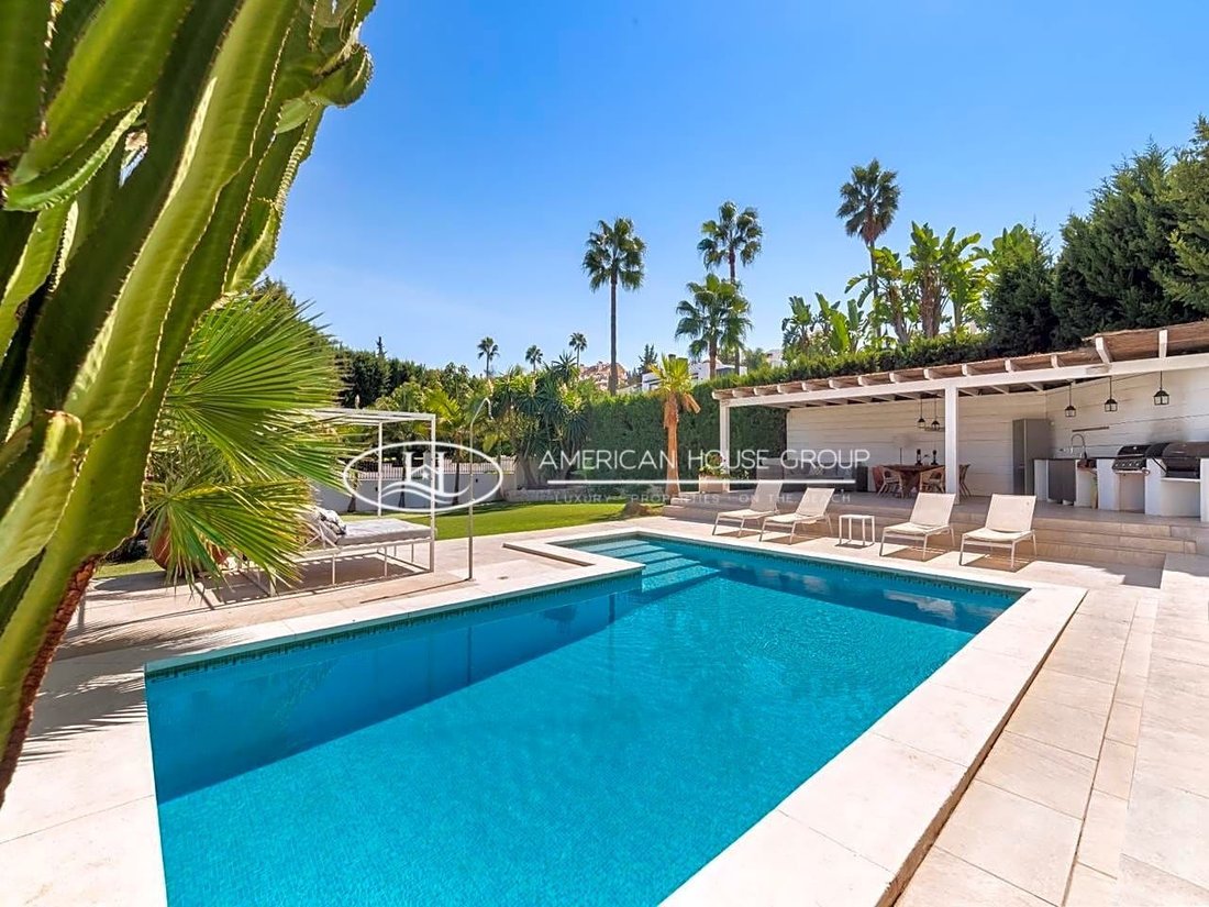 Villa in Nueva Andalucia, Marbella, Spain 3 - 13805733
