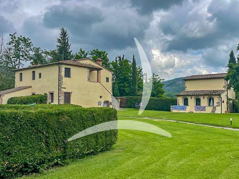 Farm Ranch in Civitella In Val di Chiana, Tuscany, Italy 1 - 13802196