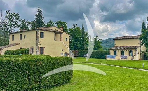 Farm Ranch in Civitella In Val di Chiana, Tuscany, Italy 1