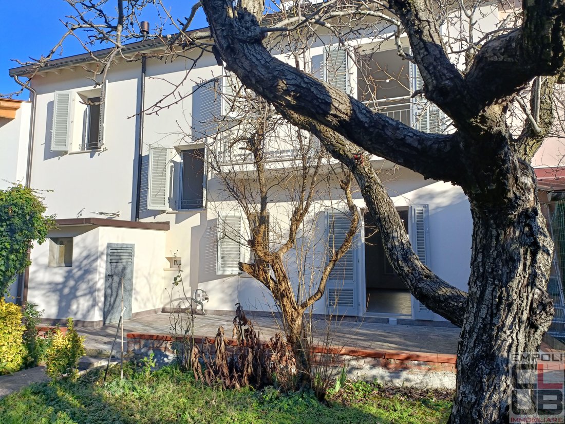 Casa di campagna a Empoli, Toscana, Italia 1 - 13803753