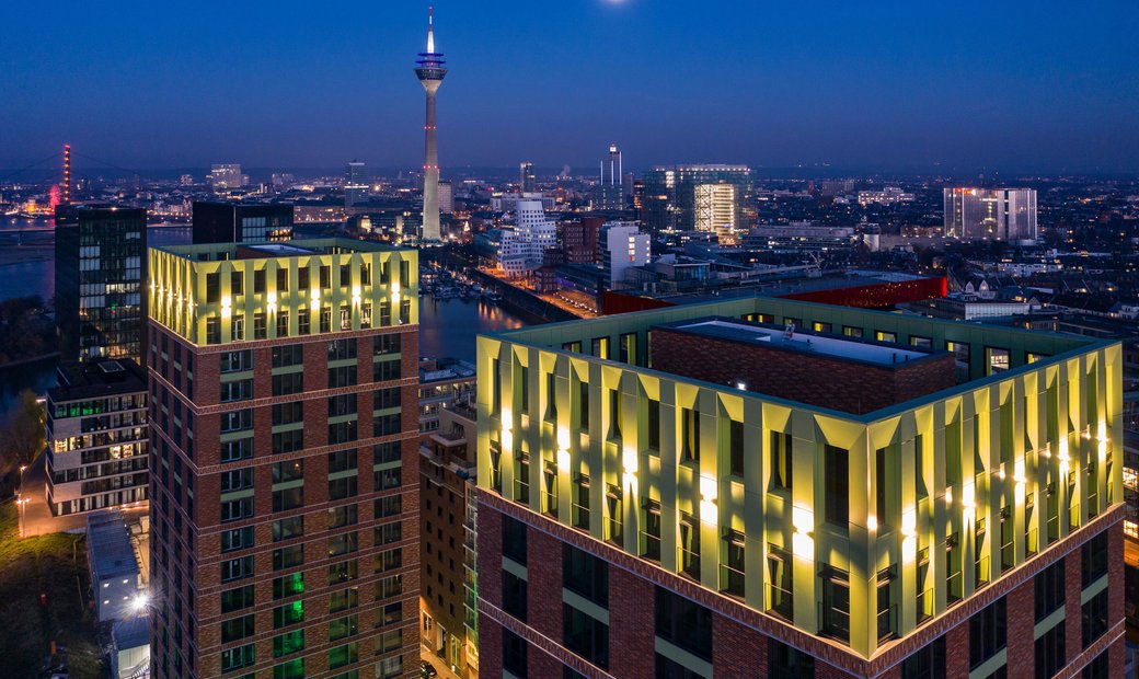 Unique 3 Room Apartment In In Düsseldorf, North Rhine Westphalia, Germany For Sale (12768652)
