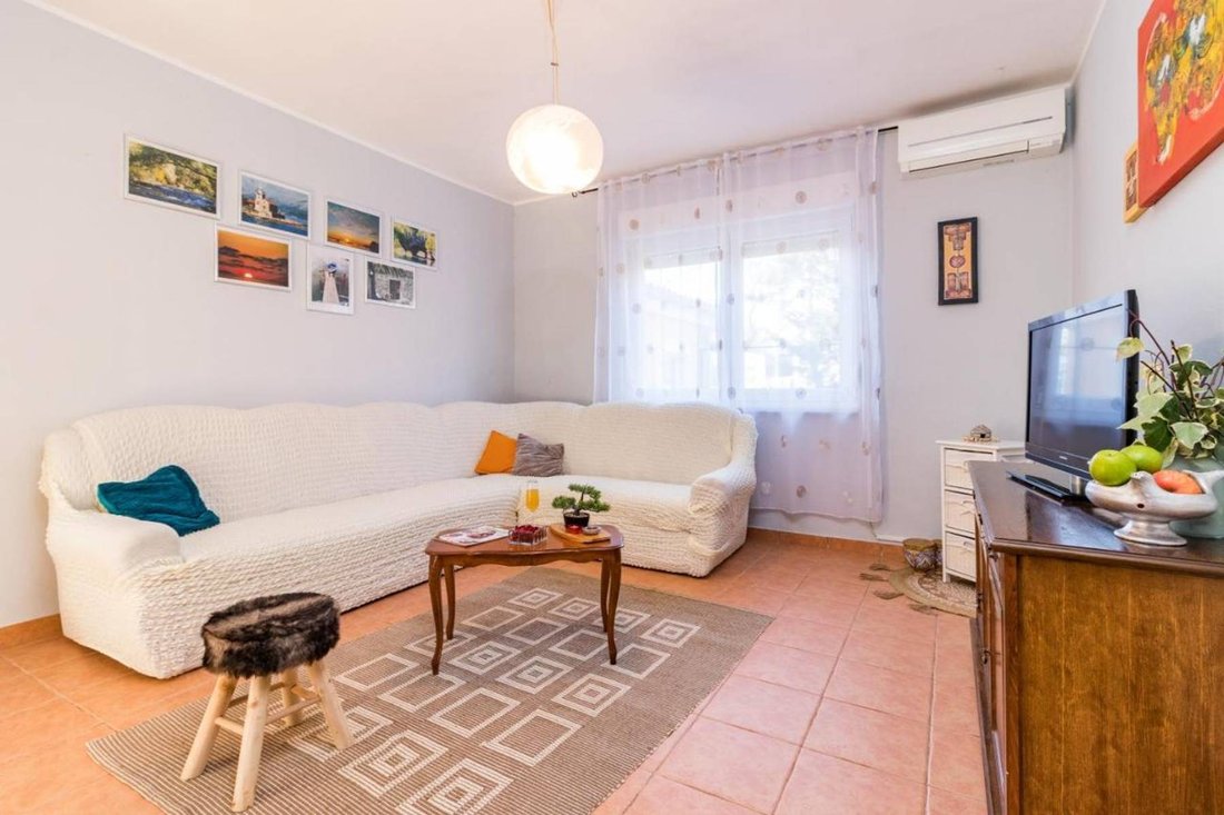 Villa in Pomer, Istria County, Croatia 1 - 13811282