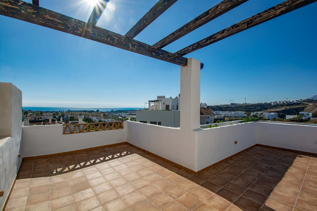 Villa in Estepona, Andalusia, Spain 4 - 13809083