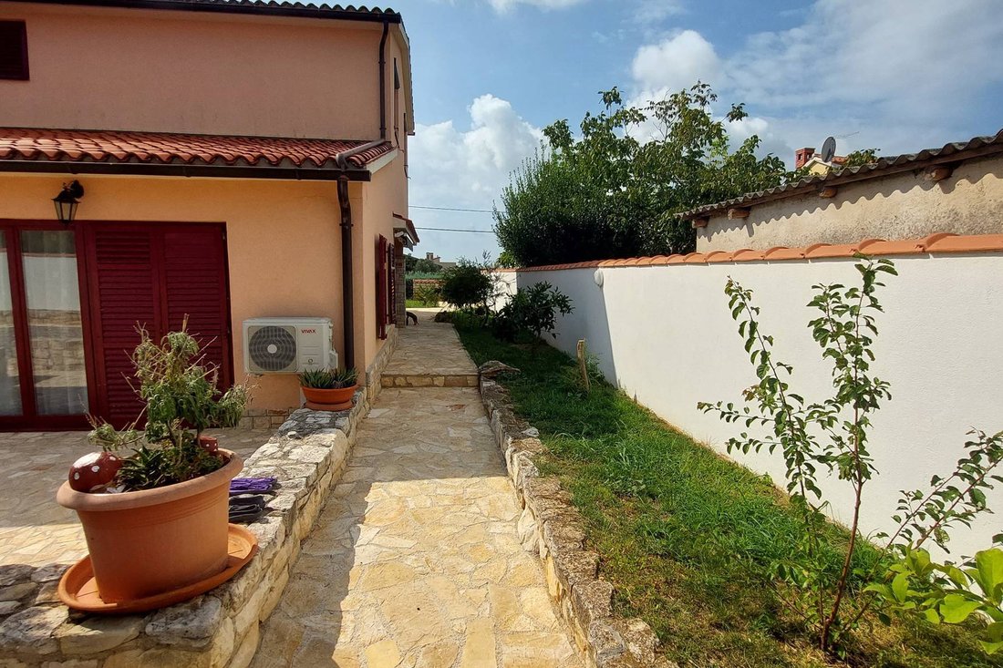 Villa in Galizana, Istria County, Croatia 1 - 13811182