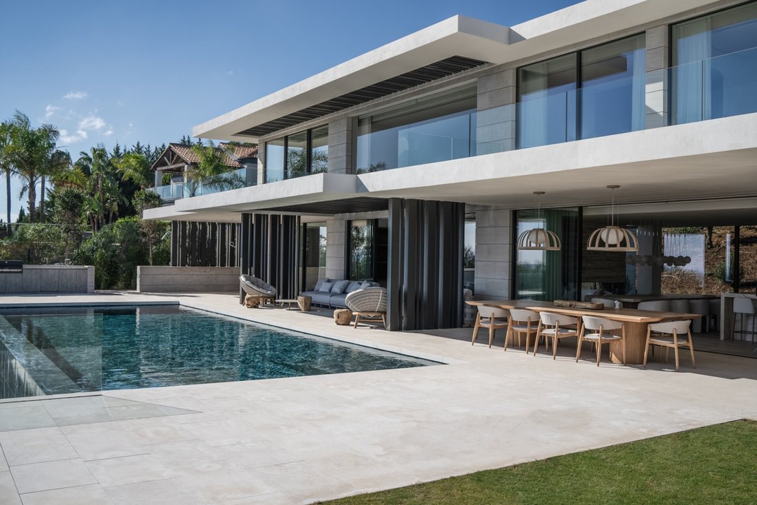 Villa in Sotogrande, San Roque, Andalusia 1 - 13796451