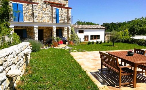 Villa in Santalezi, Istria County, Croatia 1