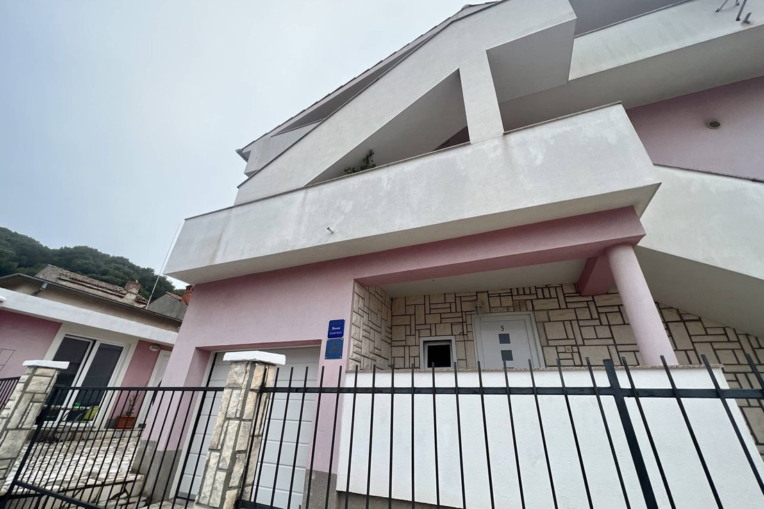 Villa in Grad Pula, Istria County, Croatia 1 - 13811638