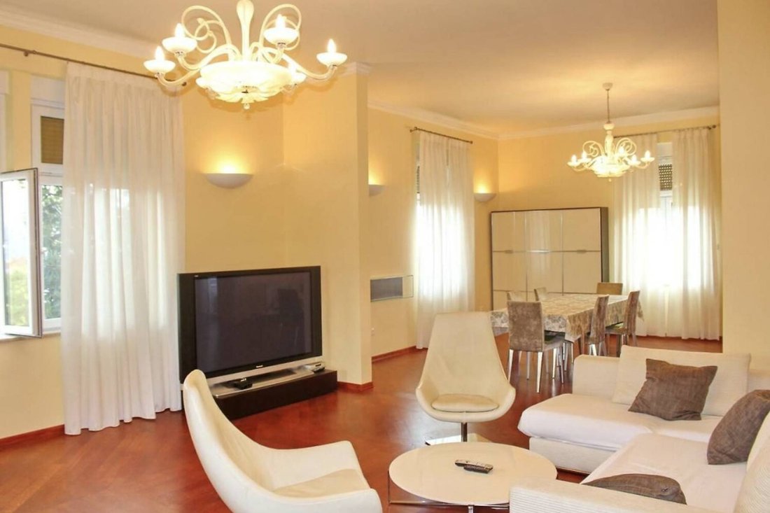 Apartment in Grad Opatija, Primorje-Gorski Kotar County, Croatia 1 - 13811604