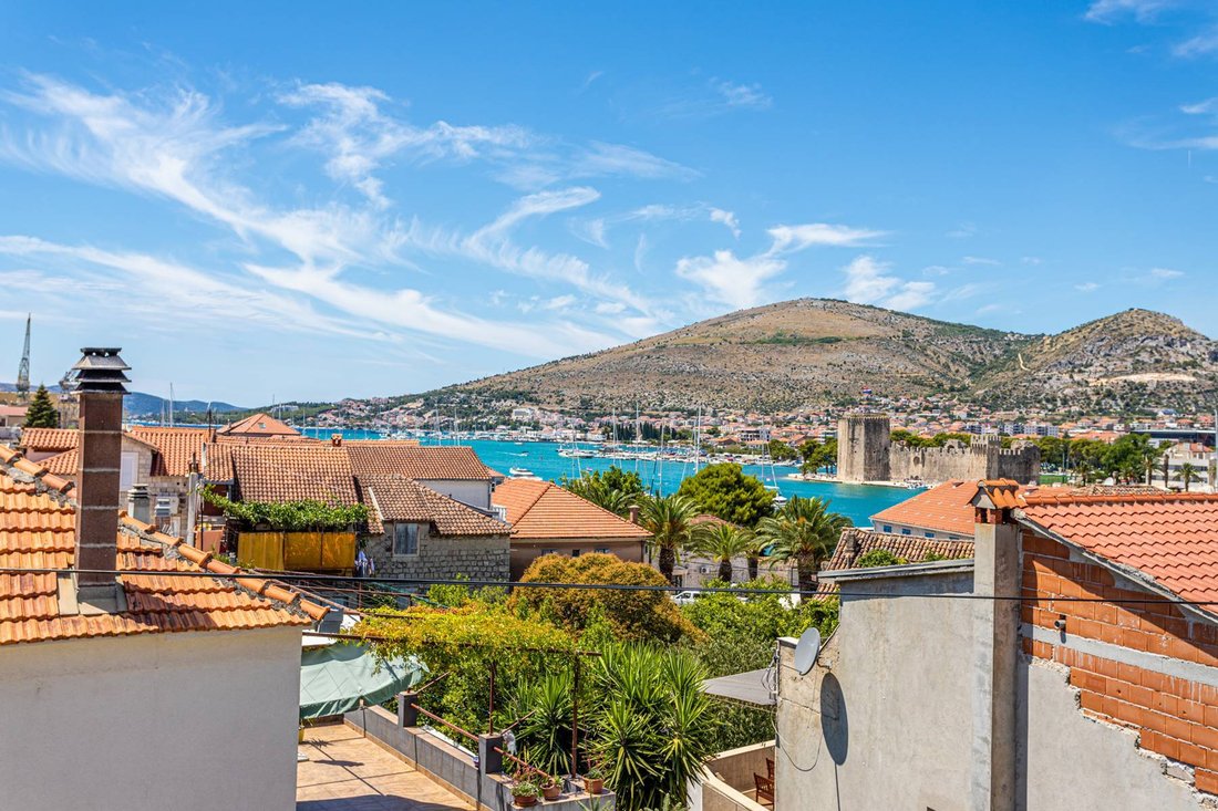 Villa in Trogir, Split-Dalmatia County, Croatia 1 - 13811989