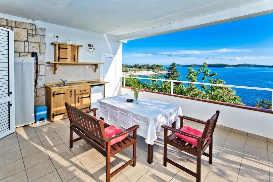 Villa in Hvar, Split-Dalmatia County, Croatia 2 - 13808946