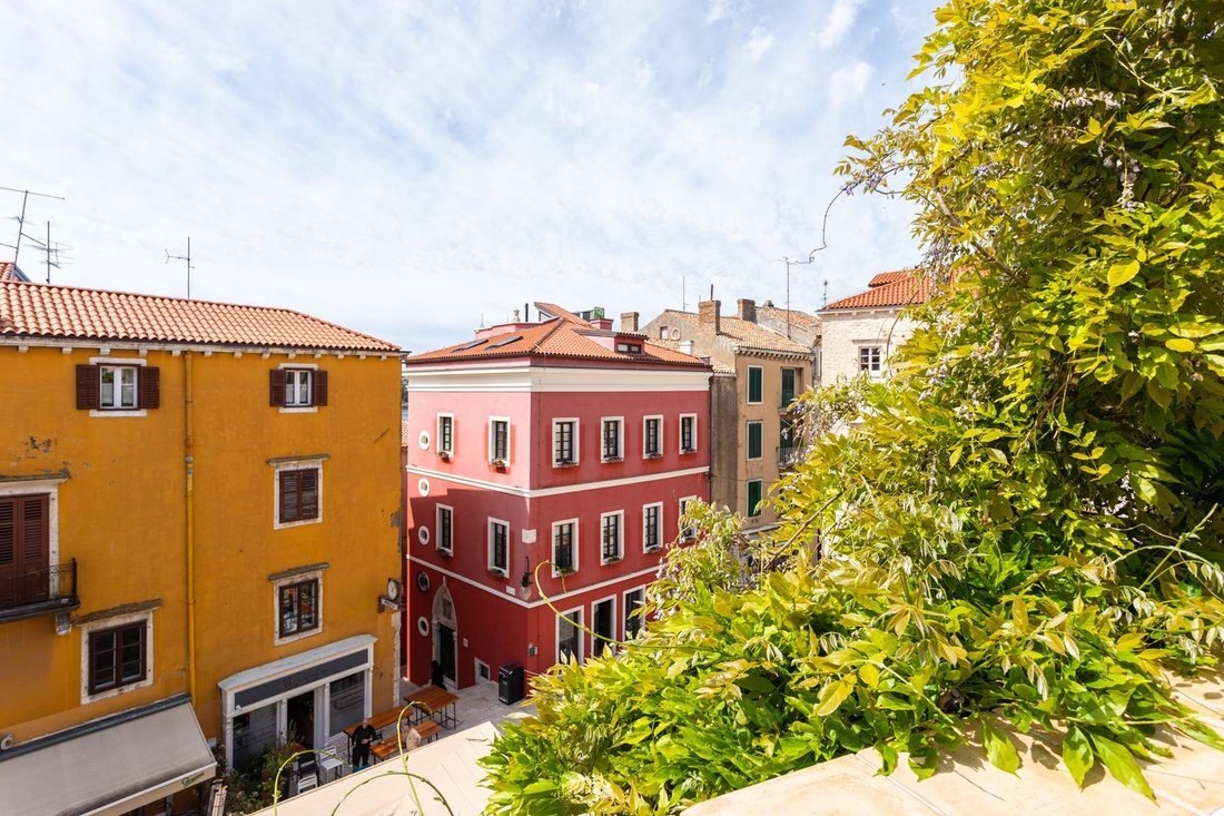 Apartment in Gradska cetvrt Stari grad, Sibenik, Sibenik-Knin County 1 - 13811652
