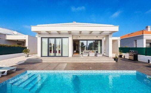 Villa in Mjesni odbor Busoler, Grad Pula, Istria County 1
