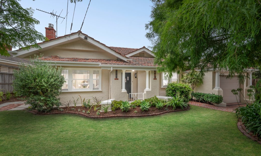 Magical Art Deco Residence In Hampton, Victoria, Australia For Sale