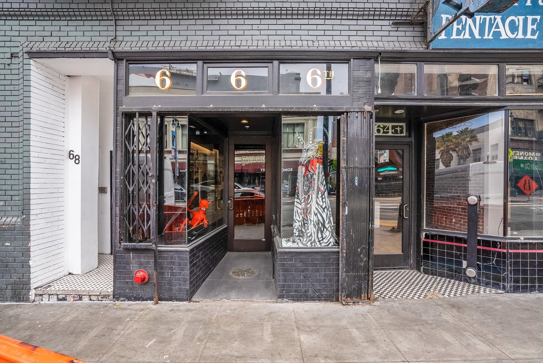 San Francisco, California, United States 5 - 13812524