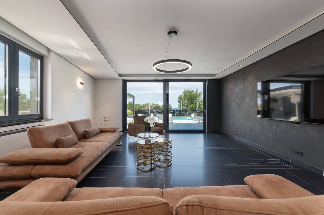 Villa in Opcina Funtana, Istria County, Croatia 3 - 13809286