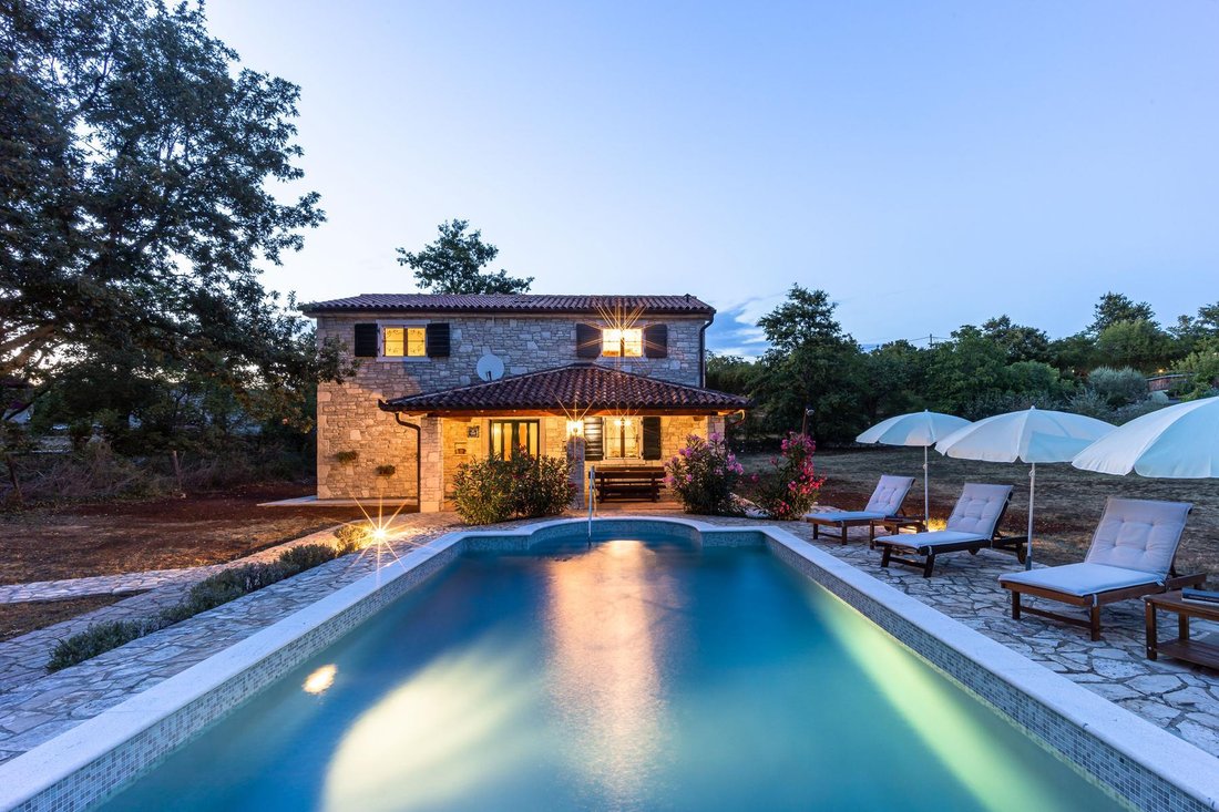 Villa in Labin, Istria County, Croatia 1 - 13809008
