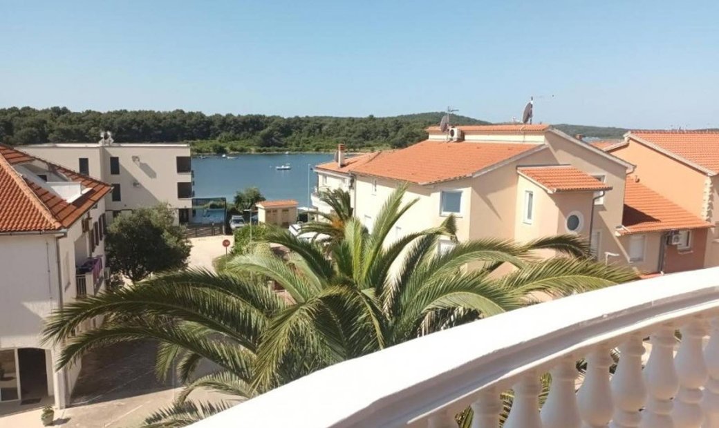 Istria, Medulin, House With 9 Apartments, In Medulin, Istria County