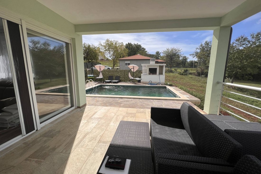 Villa in Buroli, Istria County, Croatia 2 - 13811704