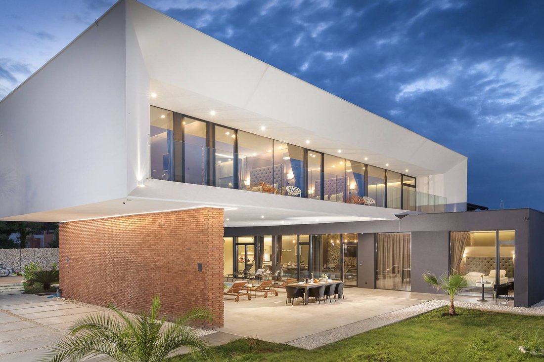 Villa in Liznjan, Istria County, Croatia 3 - 12667618