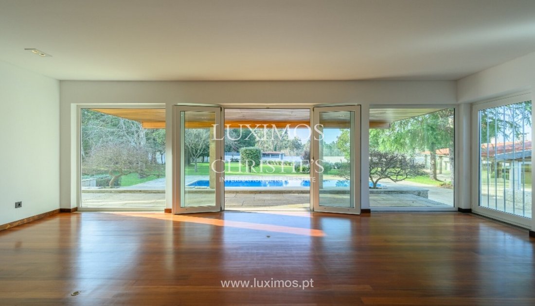 Villa in Vilar e Mosteiro, Porto District, Portugal 4 - 13807031