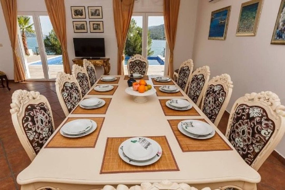 Villa in Split-Dalmatia County, Croatia 5 - 13812406