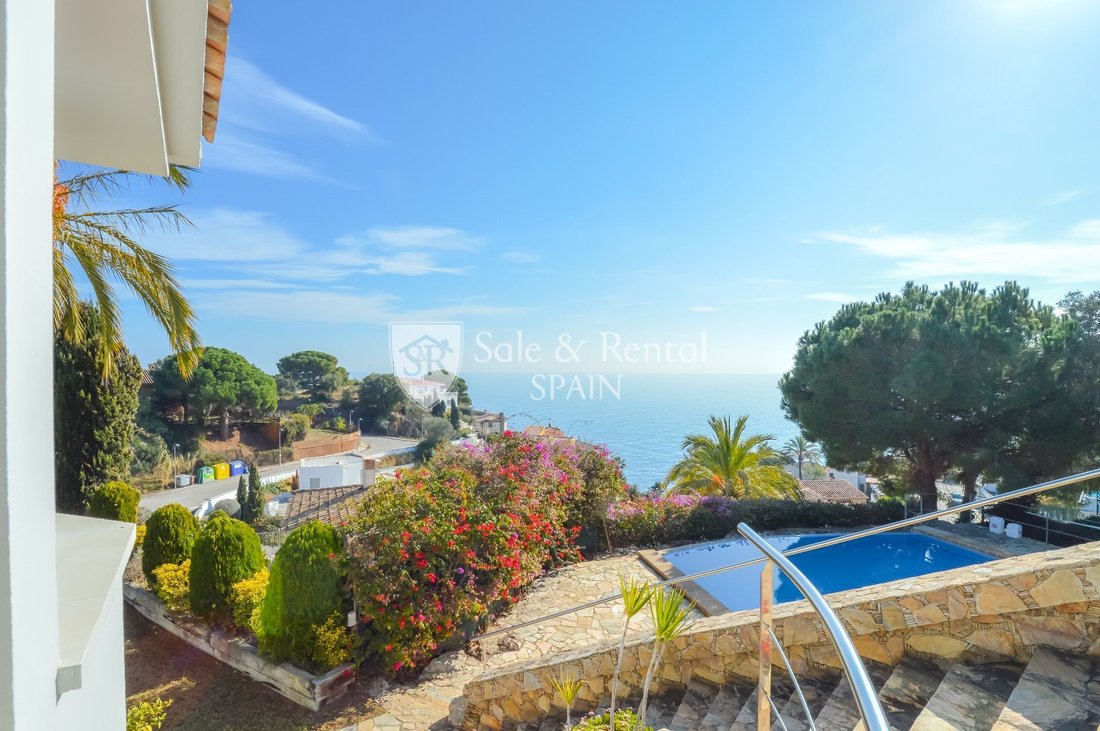 Chalet in Lloret de Mar, Catalonia, Spain 4 - 13807617