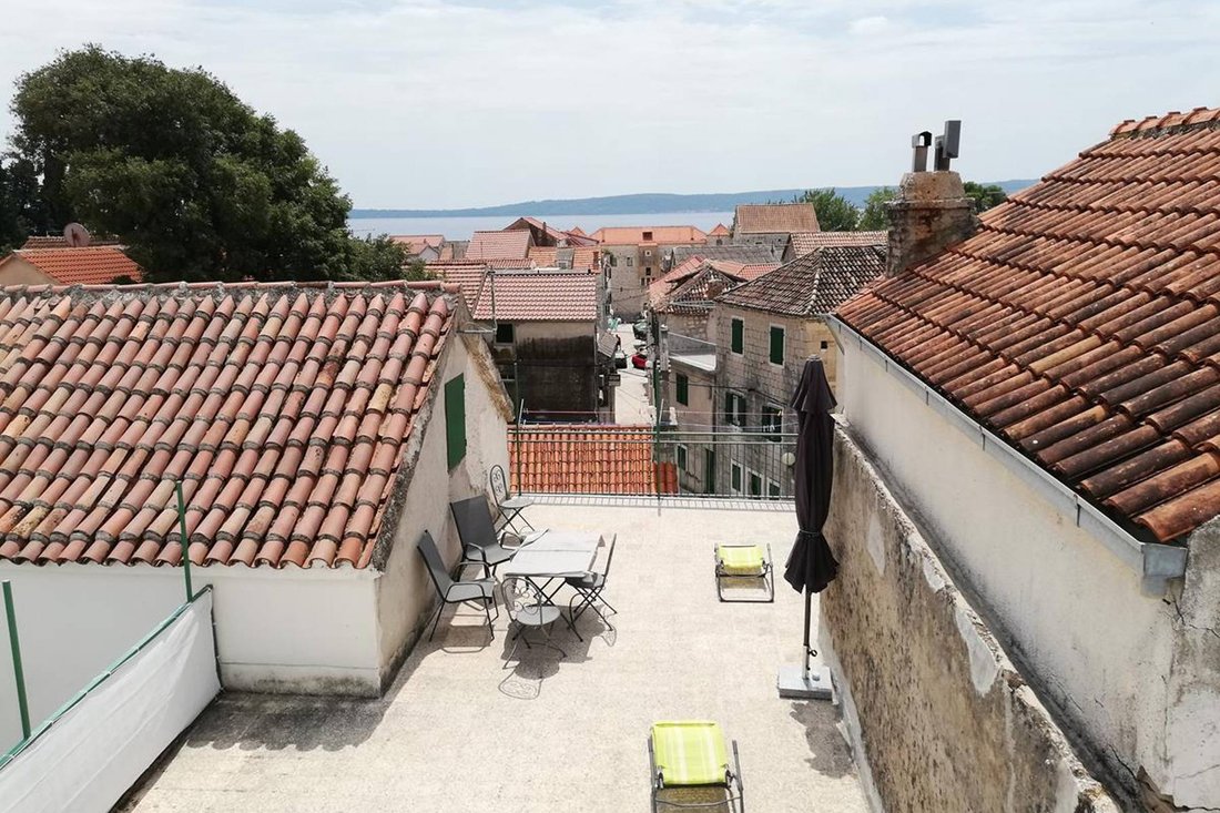 Villa in Kastel Kambelovac, Split-Dalmatia County, Croatia 1 - 13811934